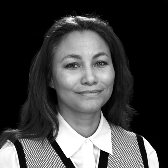 Albaina Schneegans Davis head shot