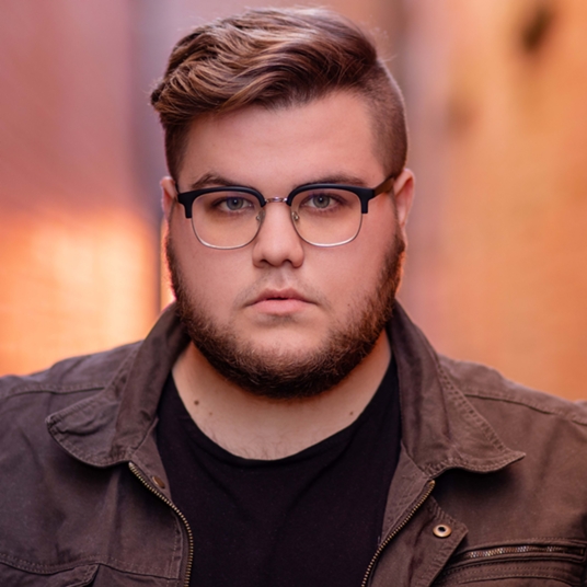 Matthew Burns head shot