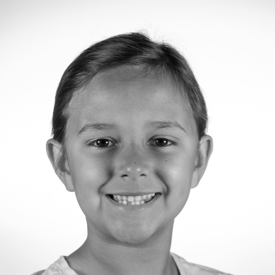 Nina Calarusso head shot