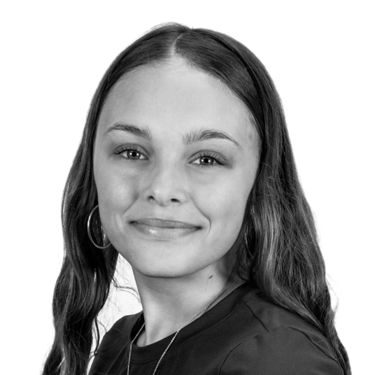 Adelle Bicking head shot