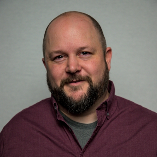 Erik Archilla head shot