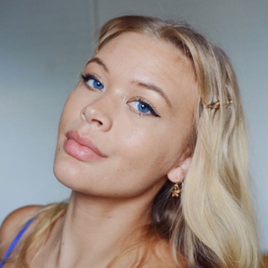 Greta Thorderson head shot
