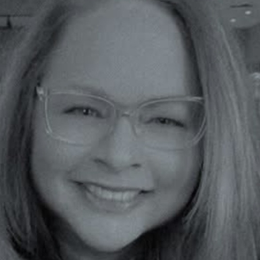 Angela Landsberg head shot