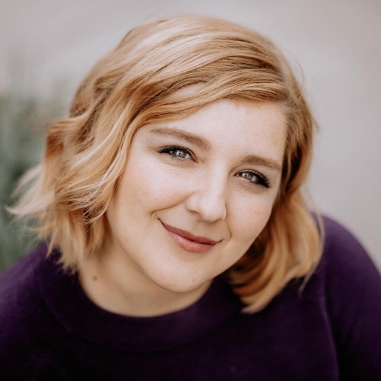 Sienna Wood head shot