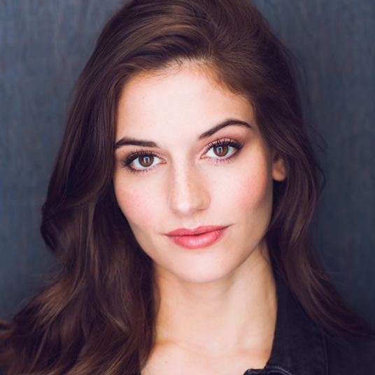 Julia Crescenzi head shot