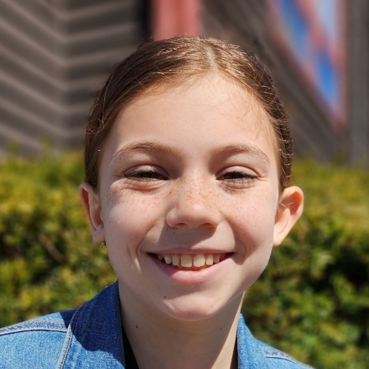 Michela Walsh head shot