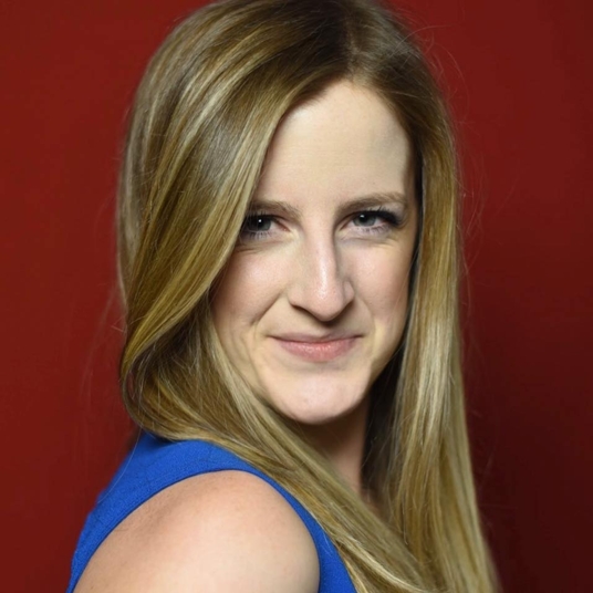 JACKI THRAPP head shot