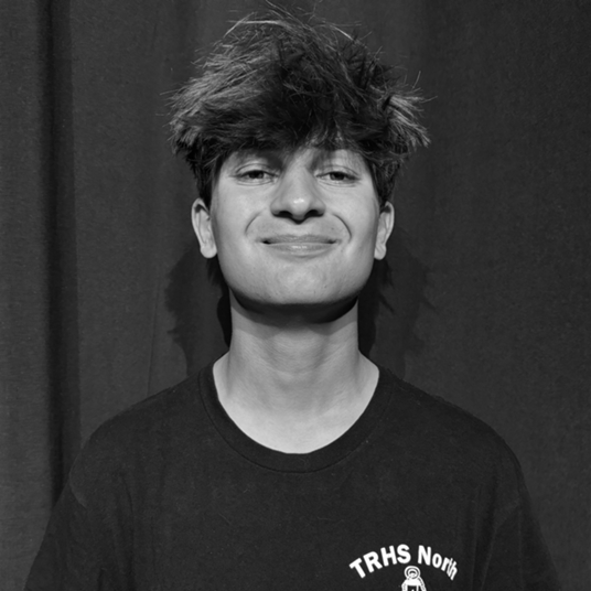 Gage Alburger +* head shot