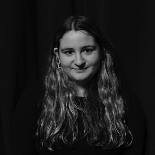 Riley Poll * head shot