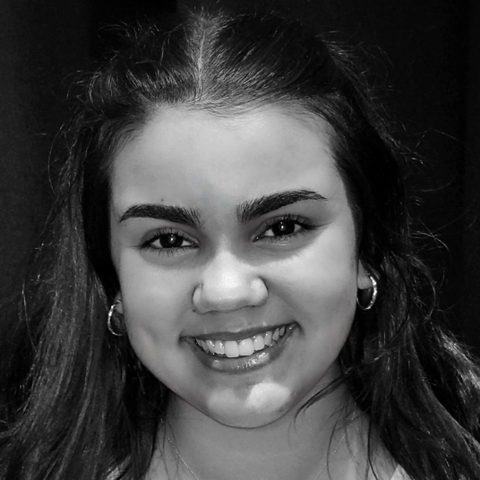Lucia Gomez head shot