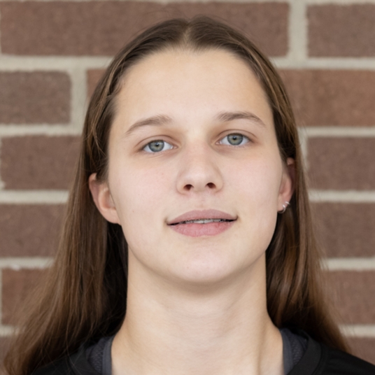 Kaitlin Goldberger (Stage Hand) head shot