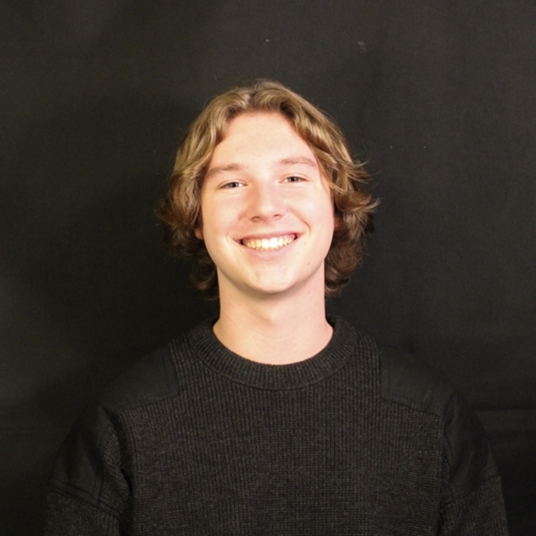 Hunter Carnall head shot