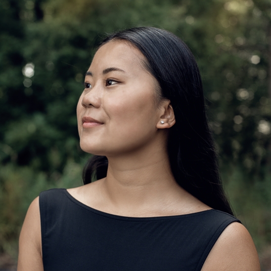 Anjali VanFarowe head shot