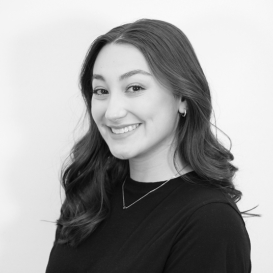 Katie De La Rosa head shot