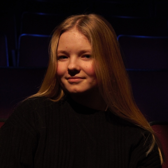 Halle Ames head shot