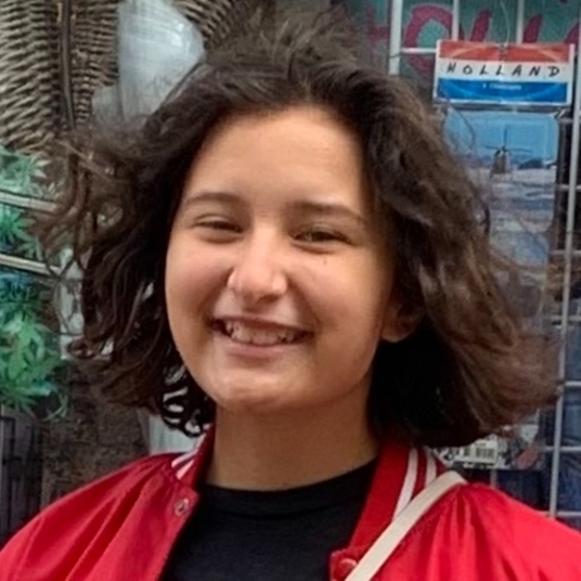 Elsa Sapojnikoff head shot