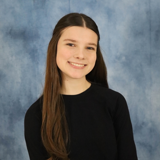 Charlotte Sigmon (Sophmore) head shot