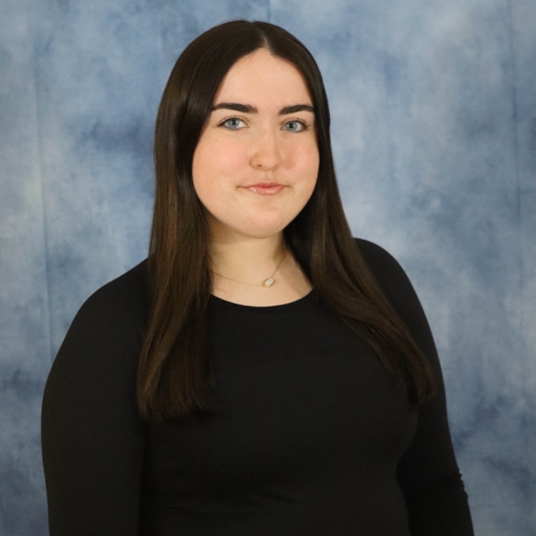 Nora Offerman (Sophomore) head shot