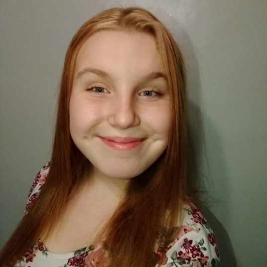 Lily Kleysteuber head shot