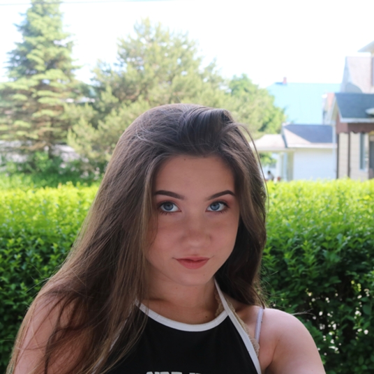 Mikaylaa Katchmore head shot