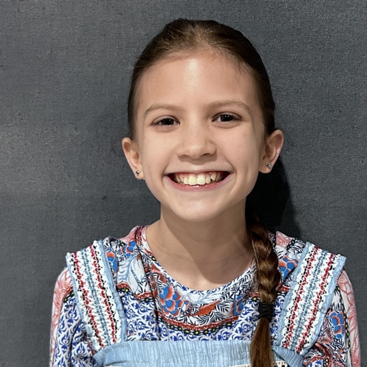 Vivianna Beard head shot