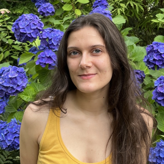 Caroline Klein head shot