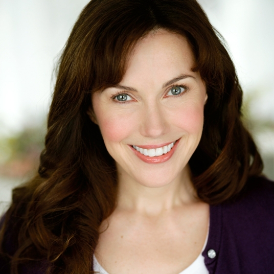 Kimilee Bryant* head shot