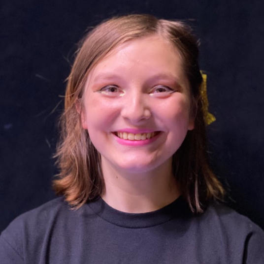 Isabella Czepiel head shot
