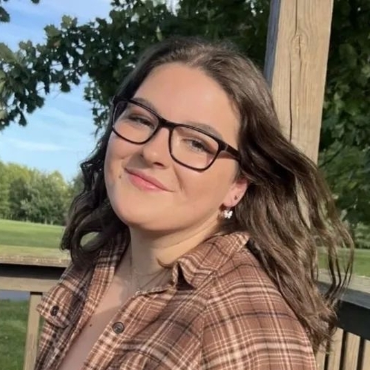 Mia Kerley (Senior) head shot
