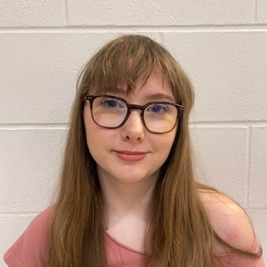 Chloe Lowry head shot