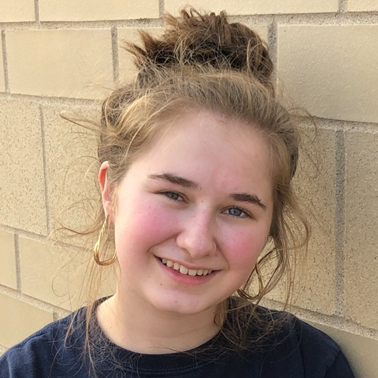 Lauren Taylor head shot