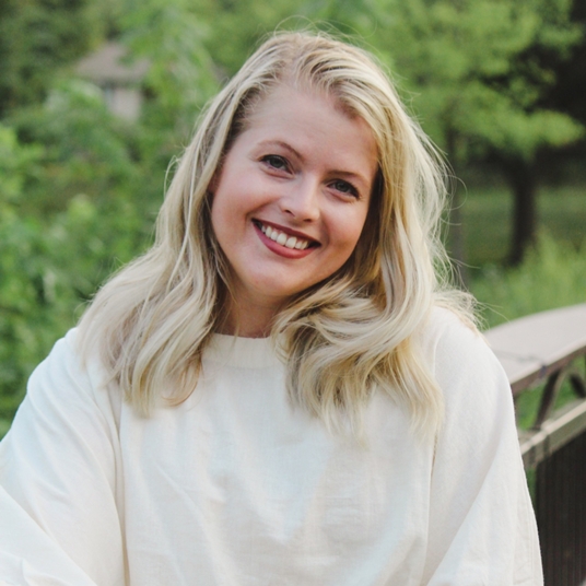 Olivia Dubiel head shot