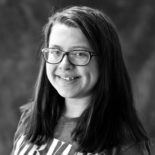 Sophie Davies: Stage Manager head shot