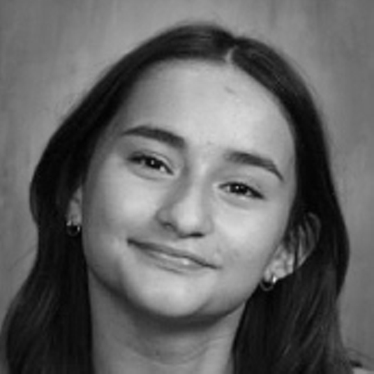 Julieta Amoroz head shot