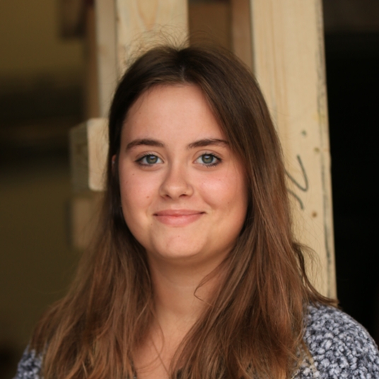 Katie Flom head shot