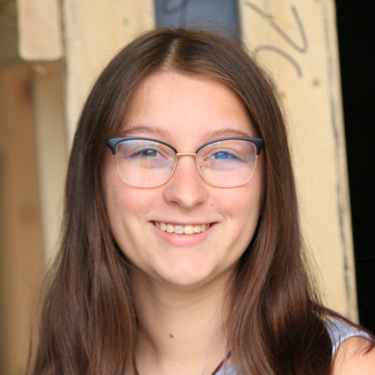 Carly Hickman head shot