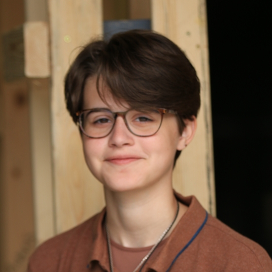 Zee Timko head shot