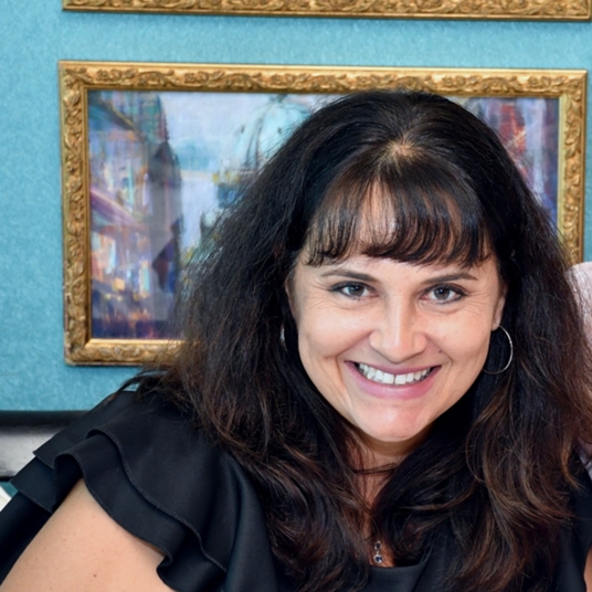 Christy Orabuena head shot