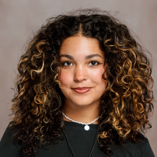 Joelle Lewis head shot