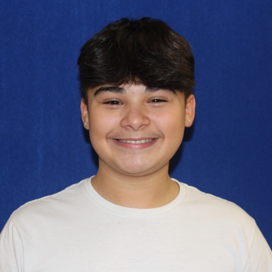 Carlo Henriquez '25 head shot