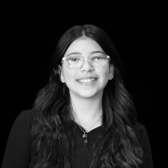Samantha Young head shot