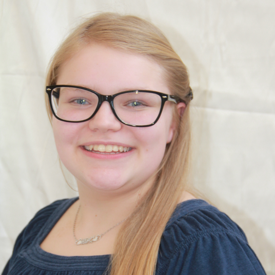 Larissa Brye head shot