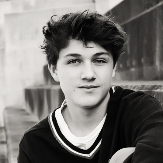 Aaron Dick head shot