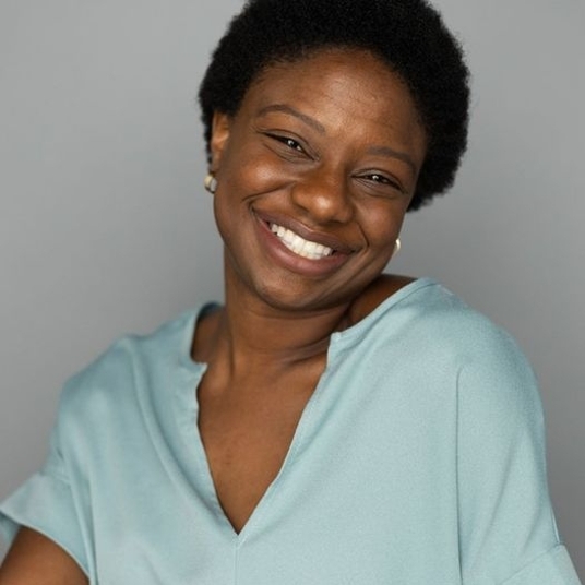 Liz Spikes head shot