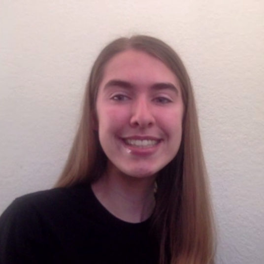 Emily Landers head shot