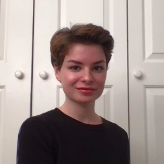 Molly Twilleager head shot