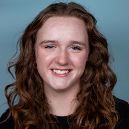 Natalie Holthe head shot