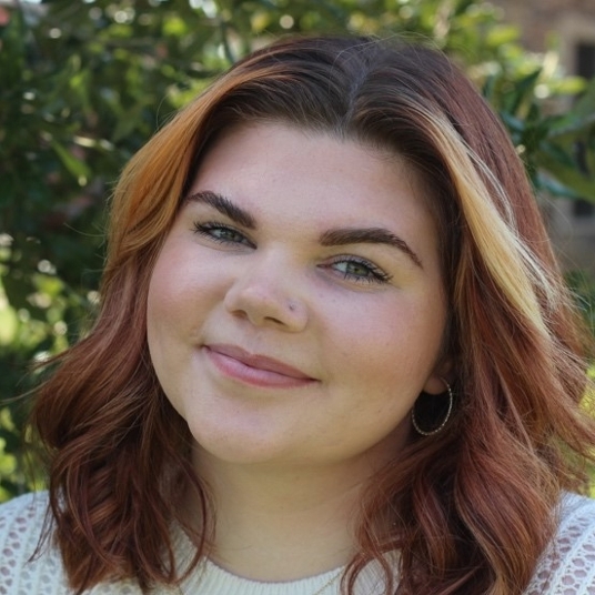 Josie Deaton head shot