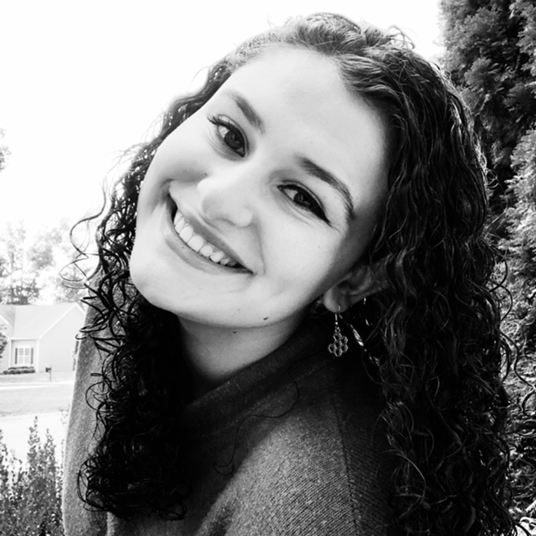 Lucy Whealton head shot