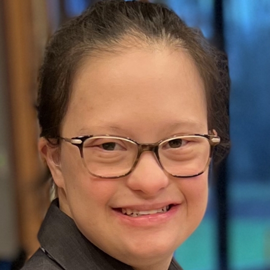 Jessica Gianopulos head shot